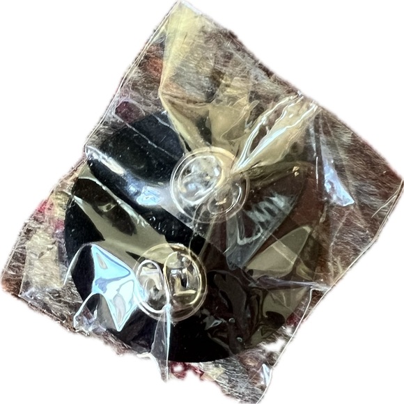 Kiva Lost Farm pin - Picture 2 of 2